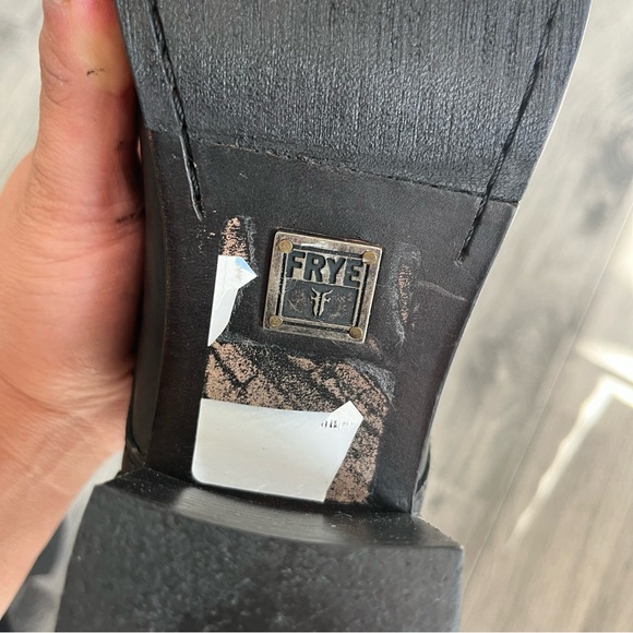 FRYE | Kendall Lace Up Boots NWOB Display Model Sz 10B - Picture 11 of 12